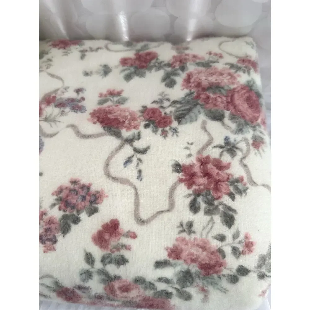 VTG Tennessee Woolen Mill Floral Blanket Fleece Pink Country Cottage 50 X 72 USA